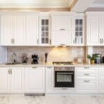 Kitchen with a stone flooring